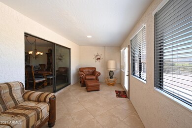 Bright & Airy Arizona Room