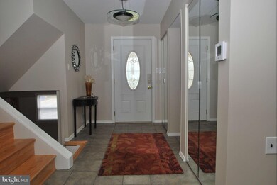 12033 Coldstream Dr, Potomac, MD 20854 - photo 2