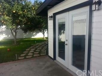 view of lush back yard