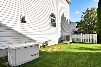 1954 Vintage Dr, Easton, PA 18045 - photo 4