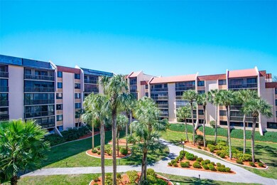 Wanamaker House unit 523, Port Charlotte, FL 33952 - photo 2