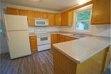 20 Gordon Dr unit B, Londonderry, NH 03053 - photo 7
