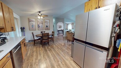 726 Preston Ave, Lewiston, ID 83501 - photo 7