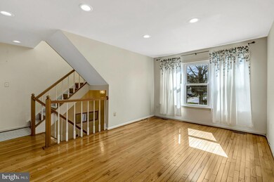 6302 Over See Ct, Springfield, VA 22152 - photo 3