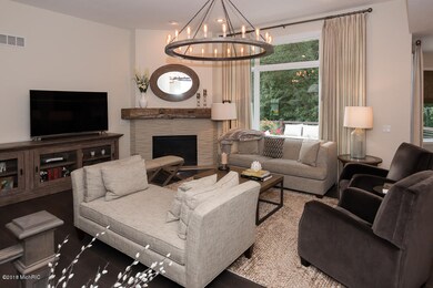 3046JacobsCircle-37