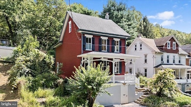 120 Silk St, Jim Thorpe, PA 18229 - photo 2