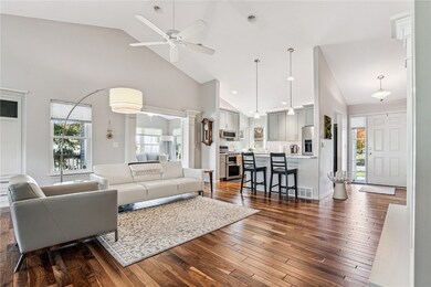 4105 N Willowbend Rd NE, Cedar Rapids, IA 52411 - photo 5