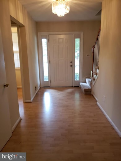 4300 Willow Woods Dr, Annandale, VA 22003 - photo 2