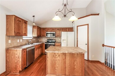 1113 Manse Dr, Raymore, MO 64083 - photo 5