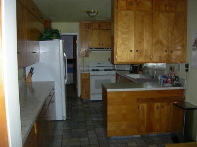 Check out all the storage and counters in this kit