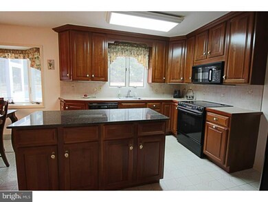 10 Fairfield Dr, Newark, DE 19711 - photo 4