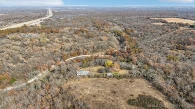 13975 Cedar Ave, Schulter, OK 74460 - photo 7