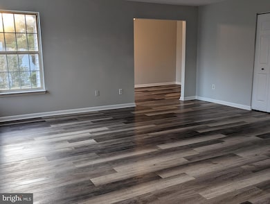 1076 Spring Valley Ct, Fort Washington, MD 20744 - photo 5