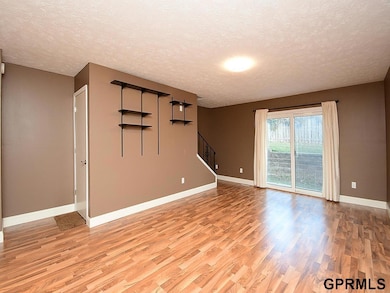 832 N 122nd Ct unit 14BC, Omaha, NE 68154 - photo 5