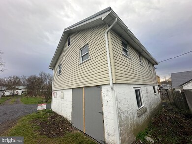 62 Stable Aly, Paw Paw, WV 25434 - photo 2