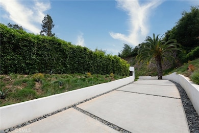 9924 Liebe Dr, Beverly Hills, CA 90210 - photo 3