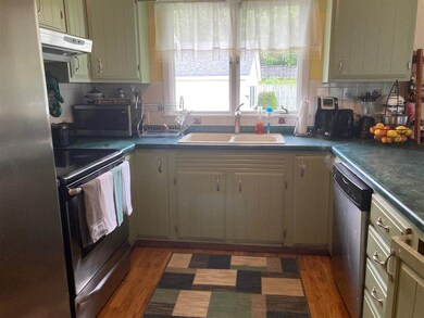 262 Thrall Ave, West Rutland, VT 05777 - photo 7