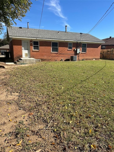 5521 N Shawnee Ave, Oklahoma City, OK 73112 - photo 2