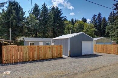 402 N Charmwood