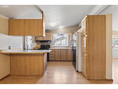 3035 Elm St, Baker City, OR 97814 - photo 5