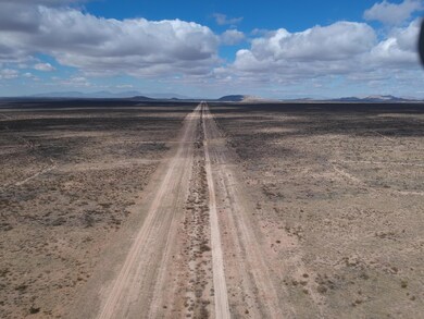 308 Mountain Shadow Estates, Horizon City, TX 79928 - photo 6