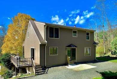 696 Hancock Hwy, Honesdale, PA 18431 - photo 3