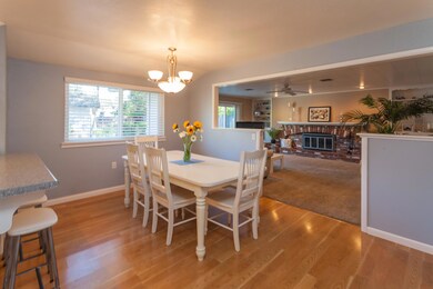 1801ShadyLane-MLS-20.jpg