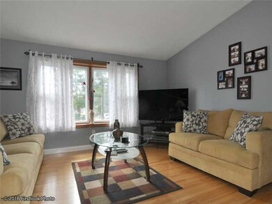 27 Astral St, Warwick, RI 02888 - photo 2