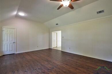 2803 Surrey Ln, Tyler, TX 75705 - photo 5