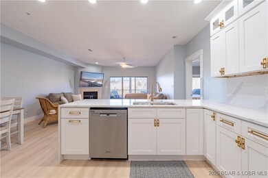 New Quartz Countertops