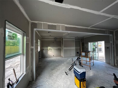 8108 Schneider St, Houston, TX 77093 - photo 2