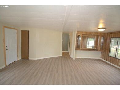 804 Siano Loop, Florence, OR 97439 - photo 6