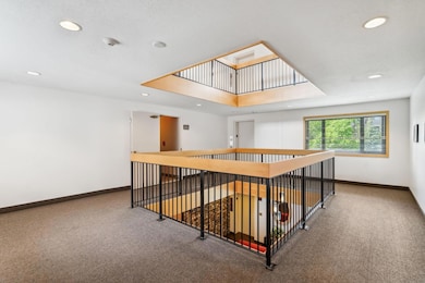 The Heatherton unit 201, Edina, MN 55435 - photo 6