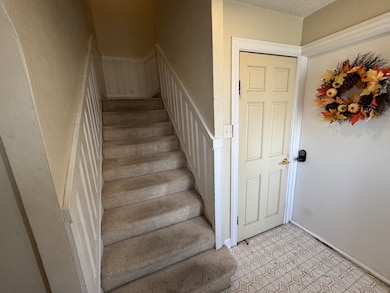 1111 S Lincoln St unit 2, Lockport, IL 60441 - photo 4