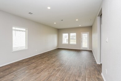 16748 Lonely Pines Dr, Conroe, TX 77302 - photo 6