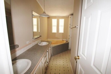 Mstr bath