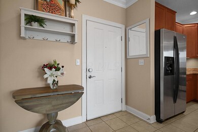 7-web-or-mls-539-w-1st-ave