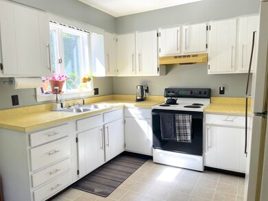 1625 Duck Pond Rd, Saint Johnsbury, VT 05819 - photo 5