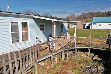 669 Baker St, Harrisville, WV 26362 - photo 6