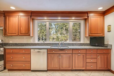 22 Spencer Dr, Nashua, NH 03062 - photo 7