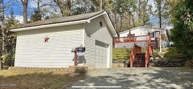 239 Prospect St, Hawley, PA 18428 - photo 5