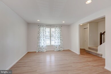 8948 Waites Way, Lorton, VA 22079 - photo 3