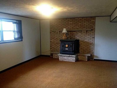 Den/Family/Great Room.