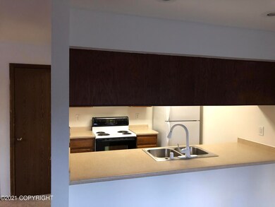 5531 Windflower Cir unit B, Anchorage, AK 99507 - photo 7