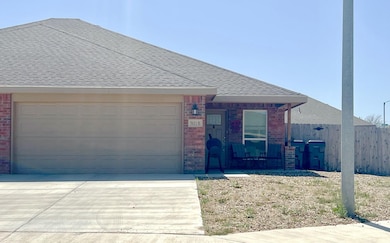 5611 Jarvis St unit B, Lubbock, TX 79416 - photo 2