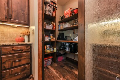 5310 SW Timber Ridge Ln, Topeka, KS 66610 - photo 5