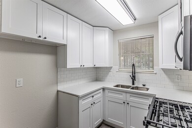 1474 Cool Spring Dr, Houston, TX 77088 - photo 7