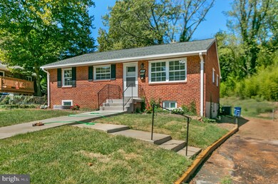 3910 Larchwood Rd, Falls Church, VA 22041 - photo 2