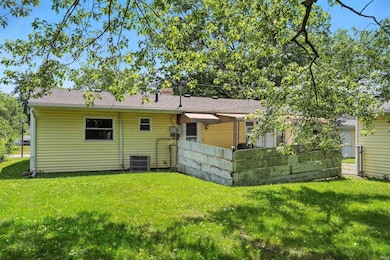 2719 Belfast Dr, Fort Wayne, IN 46805 - photo 4