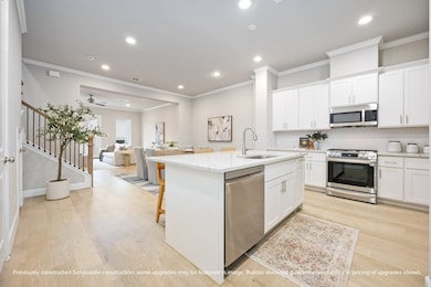 Wood floors with a 25-year manufacturer’s warranty